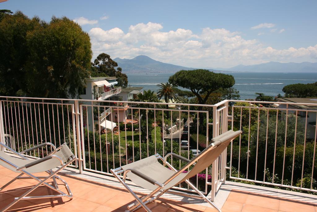 B&B Rivalta - Posillipo ナポリ 部屋 写真